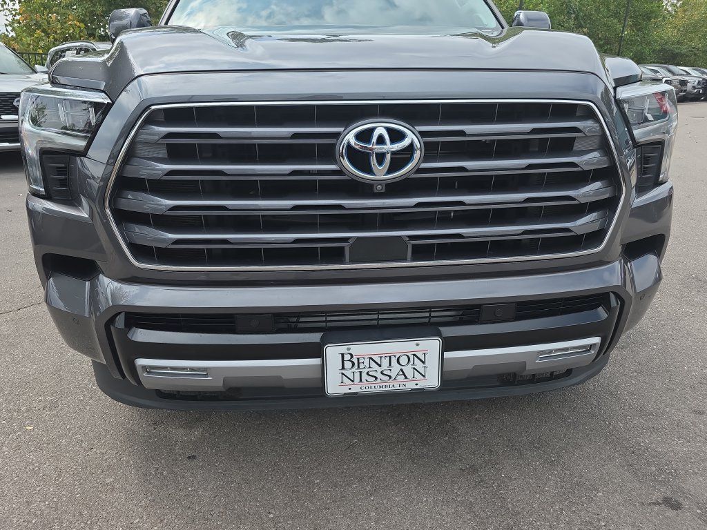 Used 2023 Toyota Sequoia Limited w/ Tow Technology Package AWD/4WD image 43