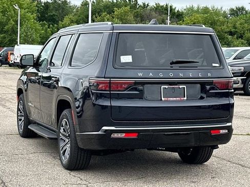 New 2025 Jeep Wagoneer 4WD w/ Premium Group I image 4