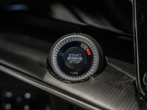 New 2024 Jeep Grand Wagoneer Series III w/ HD Trailer Tow Package image 31