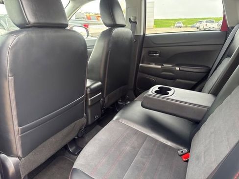 Used 2024 Mitsubishi Outlander Sport SE AWD/4WD image 22