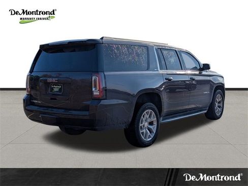 Used 2015 GMC Yukon XL SLT w/ HD Trailering Package image 9