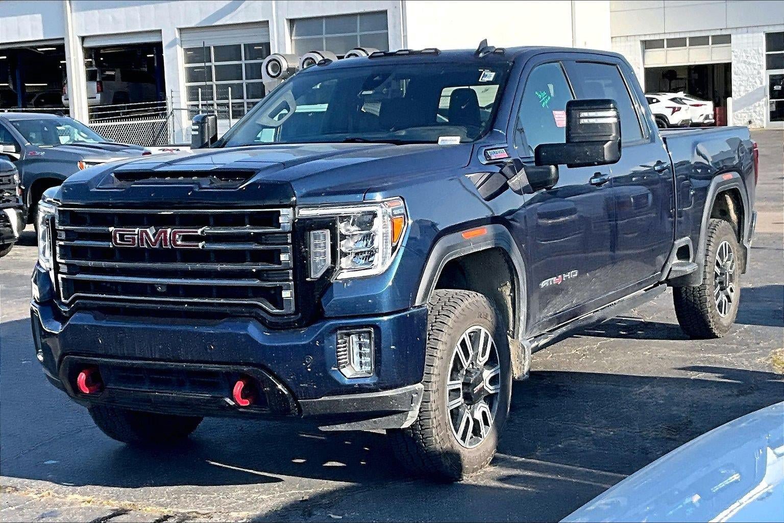 Used 2022 GMC Sierra 2500 AT4 w/ AT4 Premium Plus Package AWD/4WD image 7