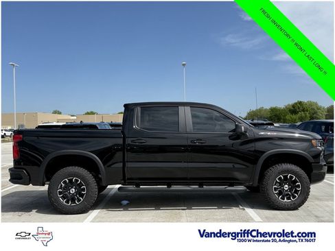 New 2026 Chevrolet Silverado 1500 ZR2 AWD/4WD image 3