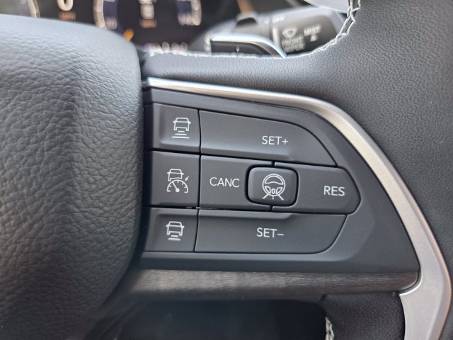 New 2026 Jeep Grand Cherokee Altitude RWD image 26