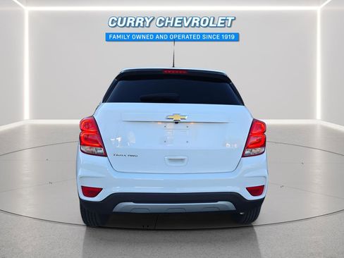 Used 2022 Chevrolet Trax LT w/ LT Convenience Package image 19