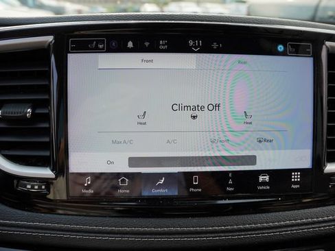Used 2022 Chrysler Pacifica Touring-L w/ Uconnect Theater Family Group FWD image 7