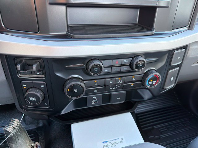 New 2026 Ford F600 4x4 Regular Cab Super Duty w/ XL Chrome Package image 15