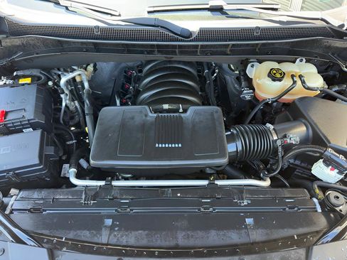 Used 2023 Chevrolet Tahoe LT w/ LT Signature Plus Package image 9