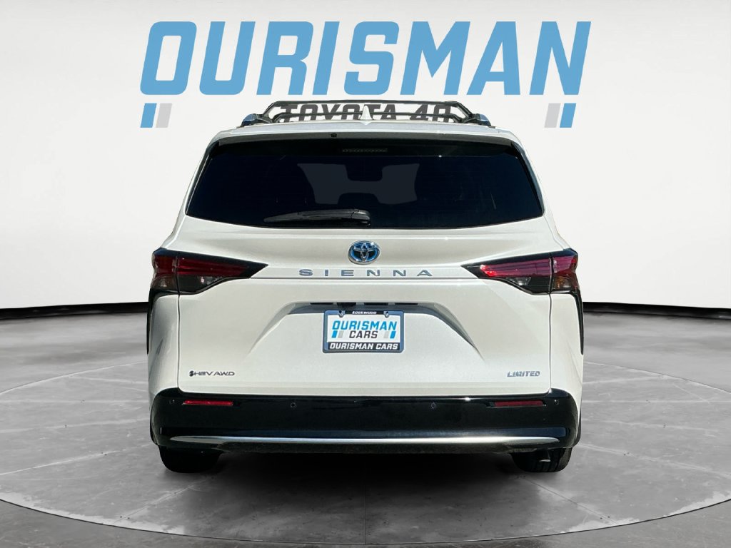 Used 2025 Toyota Sienna Limited AWD/4WD image 6