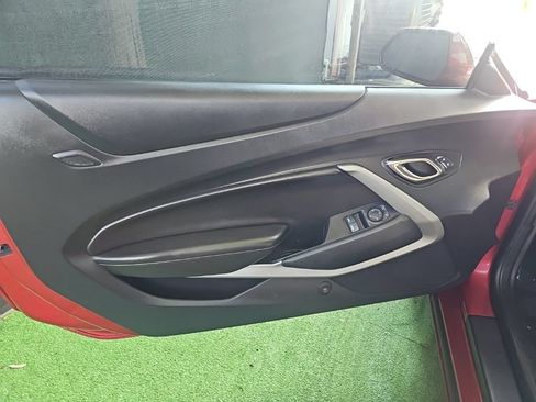 Used 2017 Chevrolet Camaro LT RWD image 19