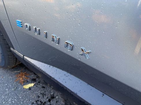 New 2026 Chevrolet Equinox EV LT image 41