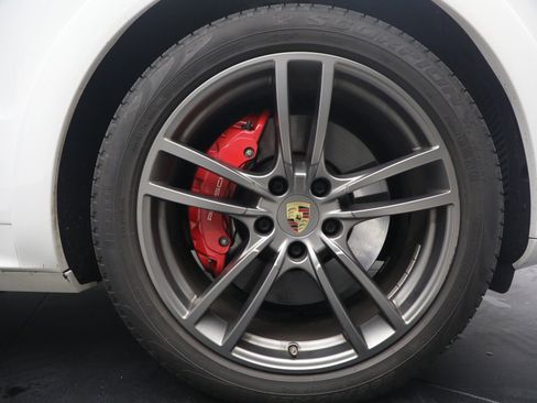 Used 2021 Porsche Cayenne GTS image 32