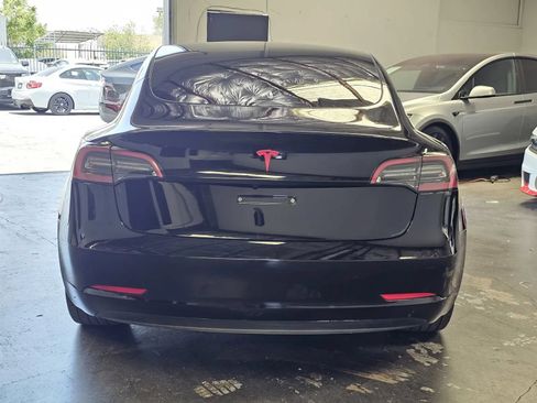 Used 2023 Tesla Model 3 Standard Range RWD image 3