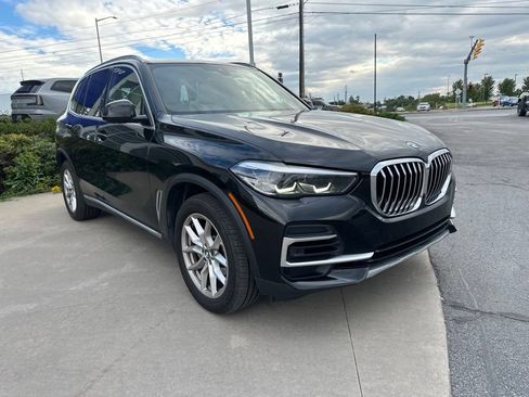 Used 2022 BMW X5 xDrive40i w/ Premium Package AWD/4WD image 3