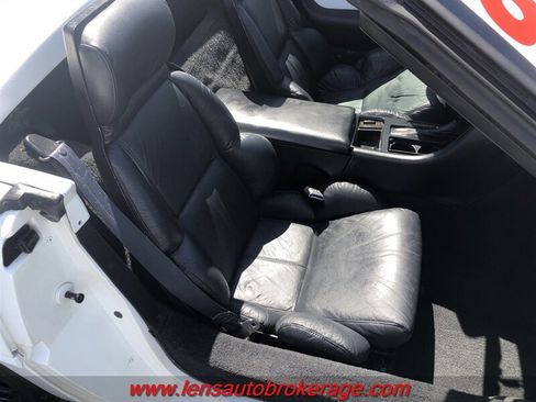 Used 1992 Chevrolet Corvette Convertible RWD image 17