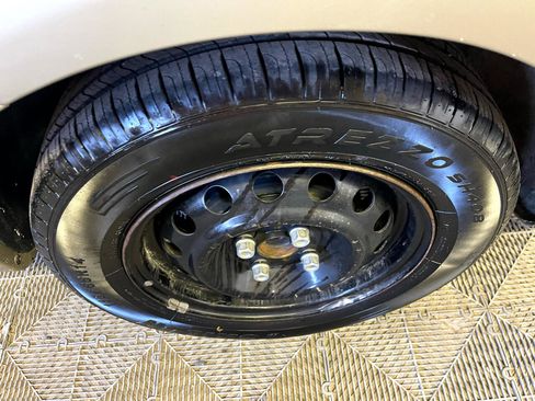 Used 2007 Kia Rio LX image 18