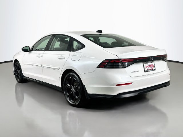 Certified 2025 Honda Accord SE image 17