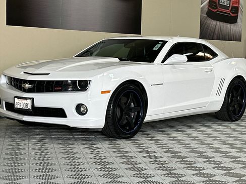 Used 2012 Chevrolet Camaro SS w/ RS Package image 8