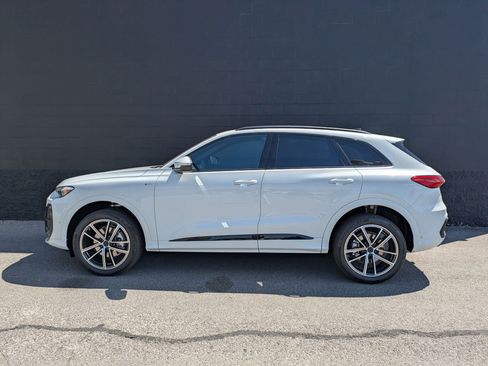New 2026 Audi Q5 Premium AWD/4WD image 8