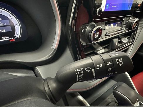 Used 2025 Toyota Highlander XSE image 22