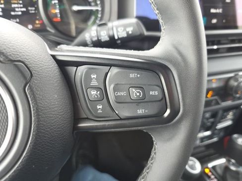 Used 2025 Jeep Wrangler Unlimited Rubicon 4xe w/ Safety Group image 21