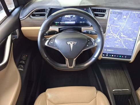 Used 2016 Tesla Model X P90D image 12