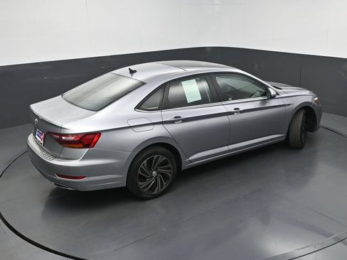 Used 2019 Volkswagen Jetta SEL Premium FWD image 34