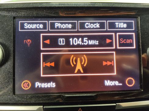 Used 2015 Honda Accord EX-L image 25