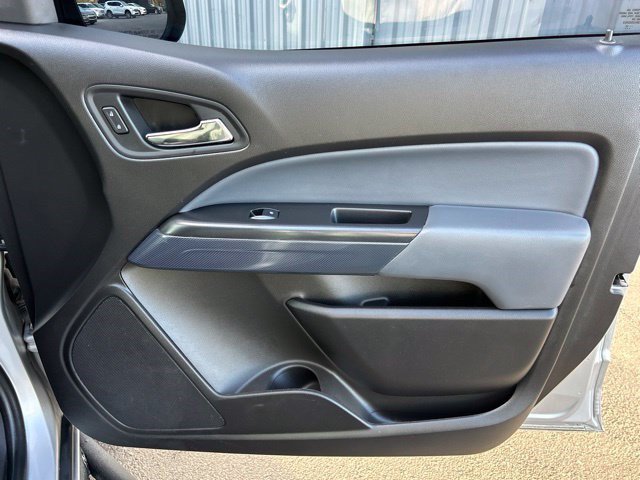 Used 2015 Chevrolet Colorado Z71 RWD image 47