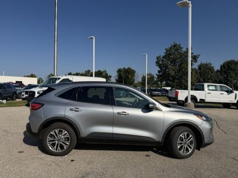 Used 2022 Ford Escape SEL AWD/4WD image 10