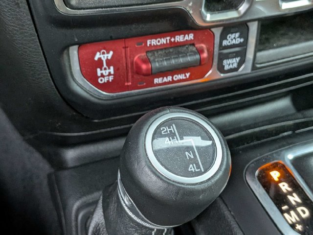 Used 2021 Jeep Wrangler Unlimited Rubicon AWD/4WD image 27