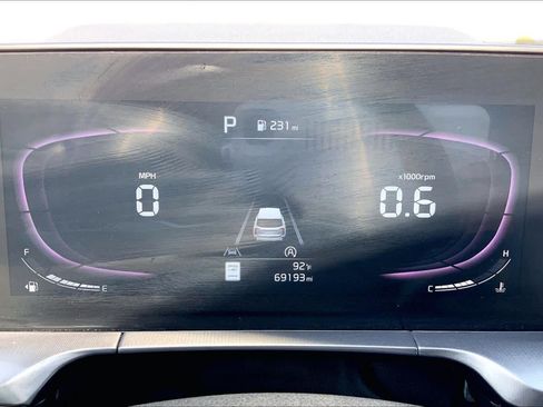 Certified 2023 Kia Telluride S w/ S Sunroof Package FWD image 25