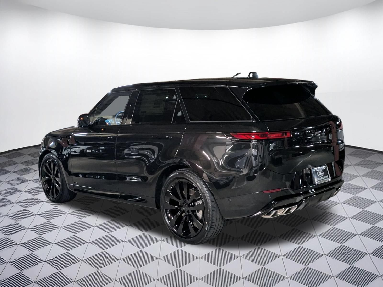 New 2026 Land Rover Range Rover Sport Dynamic SE AWD/4WD image 3