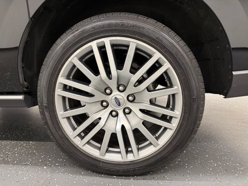 Used 2023 Ford Expedition Max Limited AWD/4WD image 19