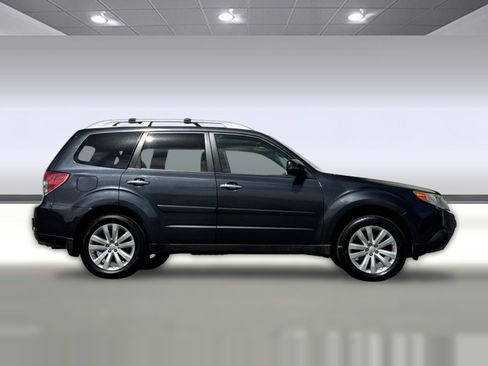Used 2012 Subaru Forester 2.5X Touring AWD/4WD image 7