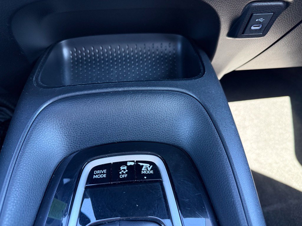 Certified 2025 Toyota Corolla LE FWD image 23