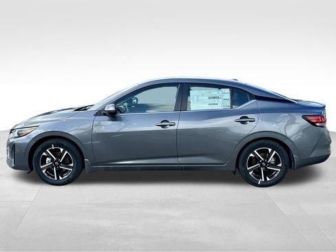 New 2025 Nissan Sentra SV image 3