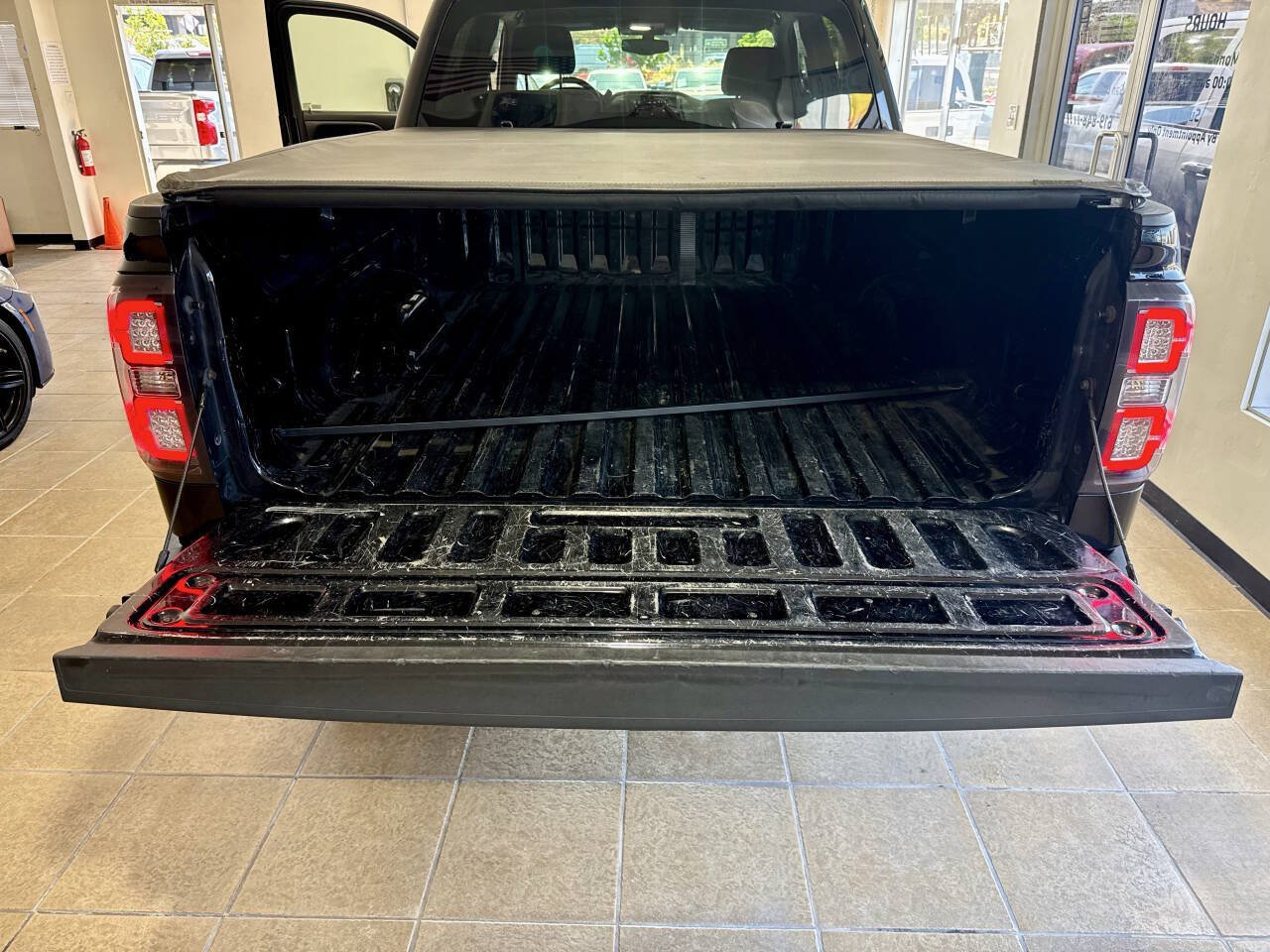 Used 2017 Chevrolet Silverado 1500 LT w/ All Star Edition RWD image 25