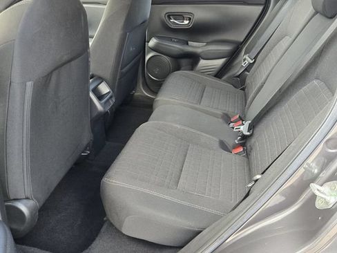 Used 2023 Honda HR-V LX image 11