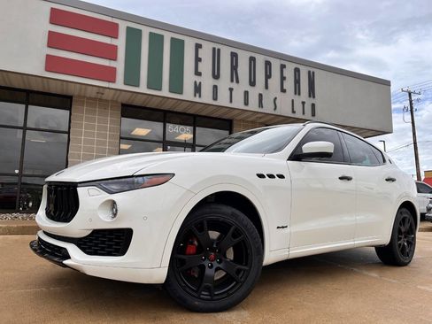 Used 2018 Maserati Levante GranSport AWD/4WD image 1