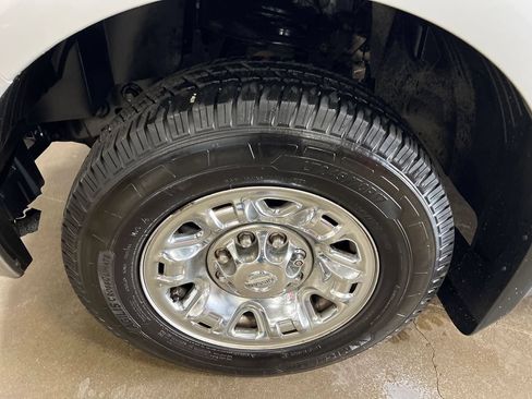 Used 2017 Nissan NV 3500 SV RWD image 75