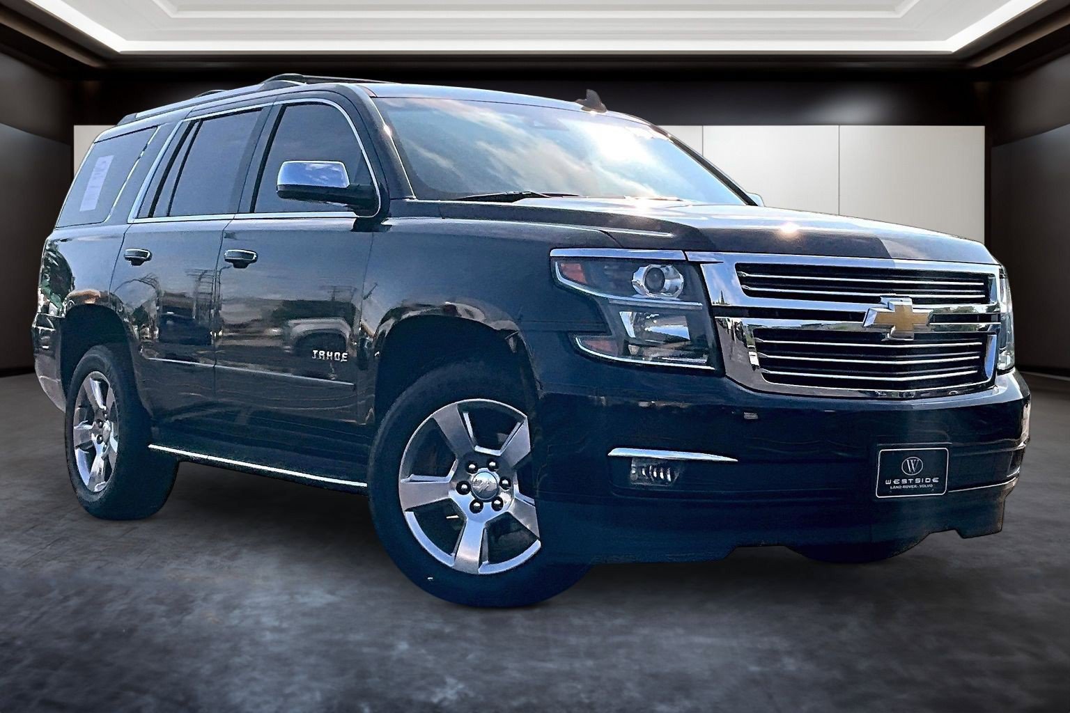 Used 2020 Chevrolet Tahoe Premier AWD/4WD image 1