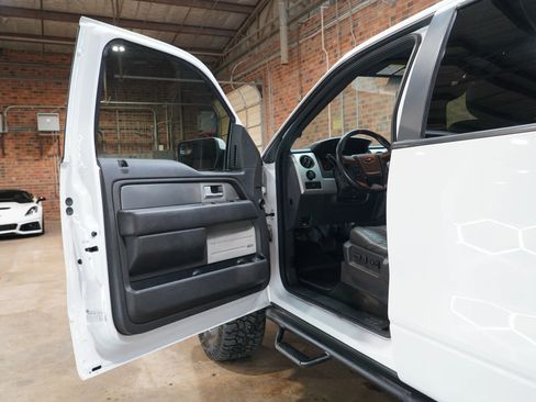 Used 2014 Ford F150 Raptor w/ Equipment Group 801A Luxury AWD/4WD image 32