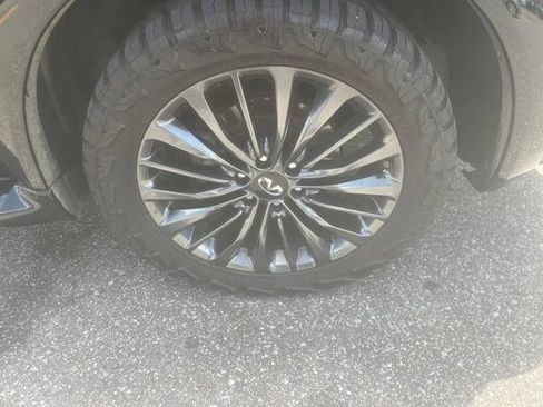 Used 2023 INFINITI QX80 Premium Select w/ Cargo Package RWD image 3