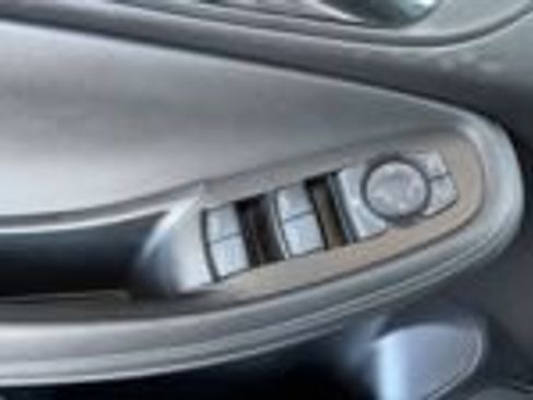 Used 2025 Buick Encore GX Preferred FWD image 39