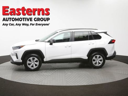 Used 2021 Toyota RAV4 LE FWD image 58