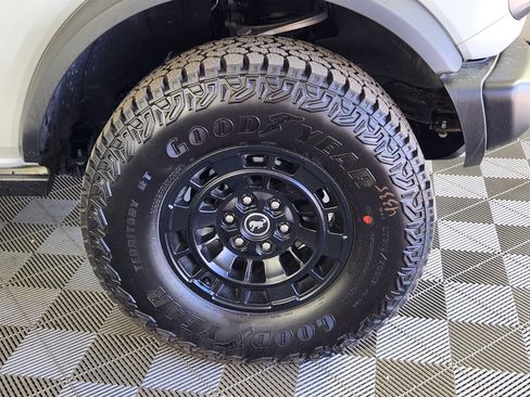 New 2026 Ford Bronco Badlands AWD/4WD image 9