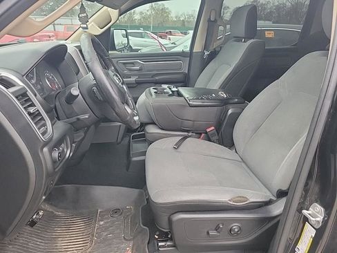 Used 2019 RAM 1500 Big Horn image 5