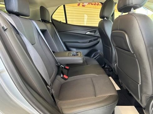 Used 2023 Buick Encore GX Select w/ Sport Touring Package FWD image 28