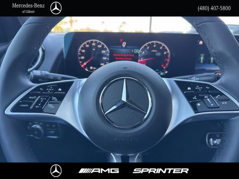 New 2026 Mercedes-Benz GLB 250 image 24